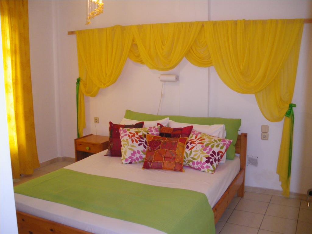 Villa Rita Apartments A Tavronitis الغرفة الصورة
