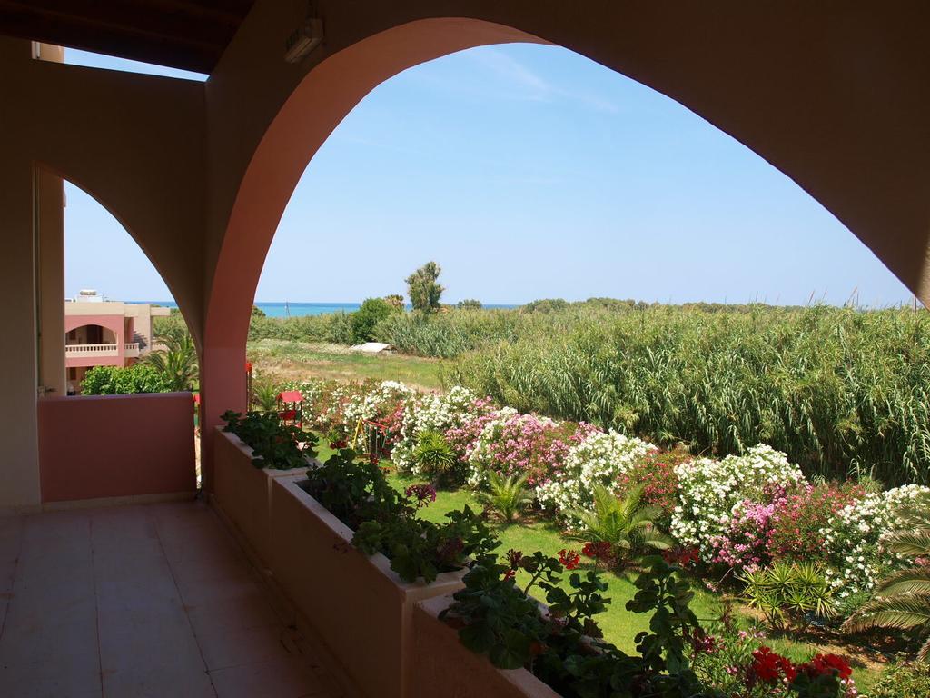 Villa Rita Apartments A Tavronitis المظهر الخارجي الصورة